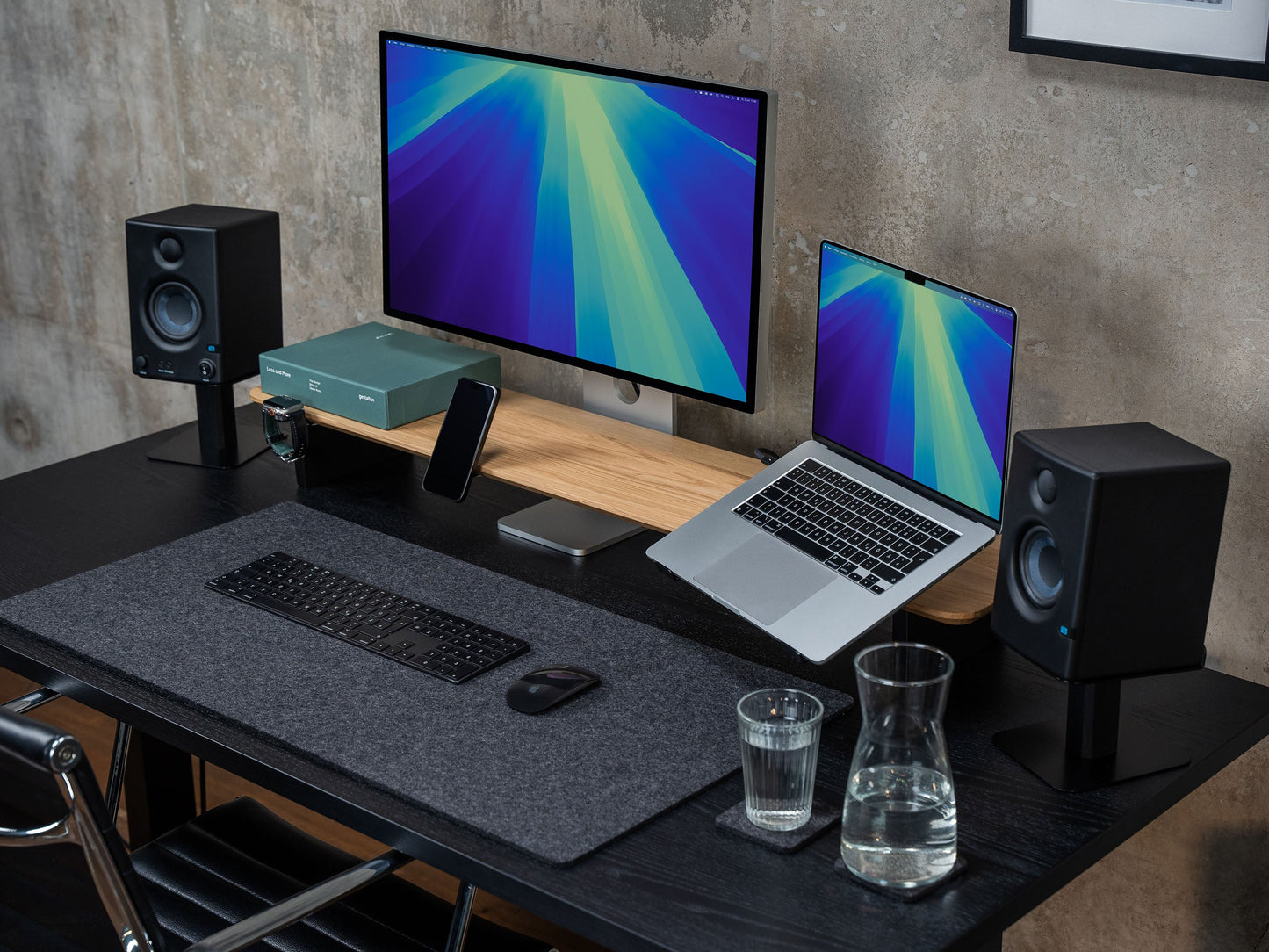 Setup Cockpit Monitorständer Large - Massivholz